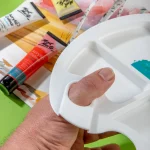 Mont Marte Oval Plastic Palette Discovery - Image 3