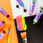 Mont Marte Fluoro Acrylic Paint Intro Set Premium 8pc x 18m - Image 4